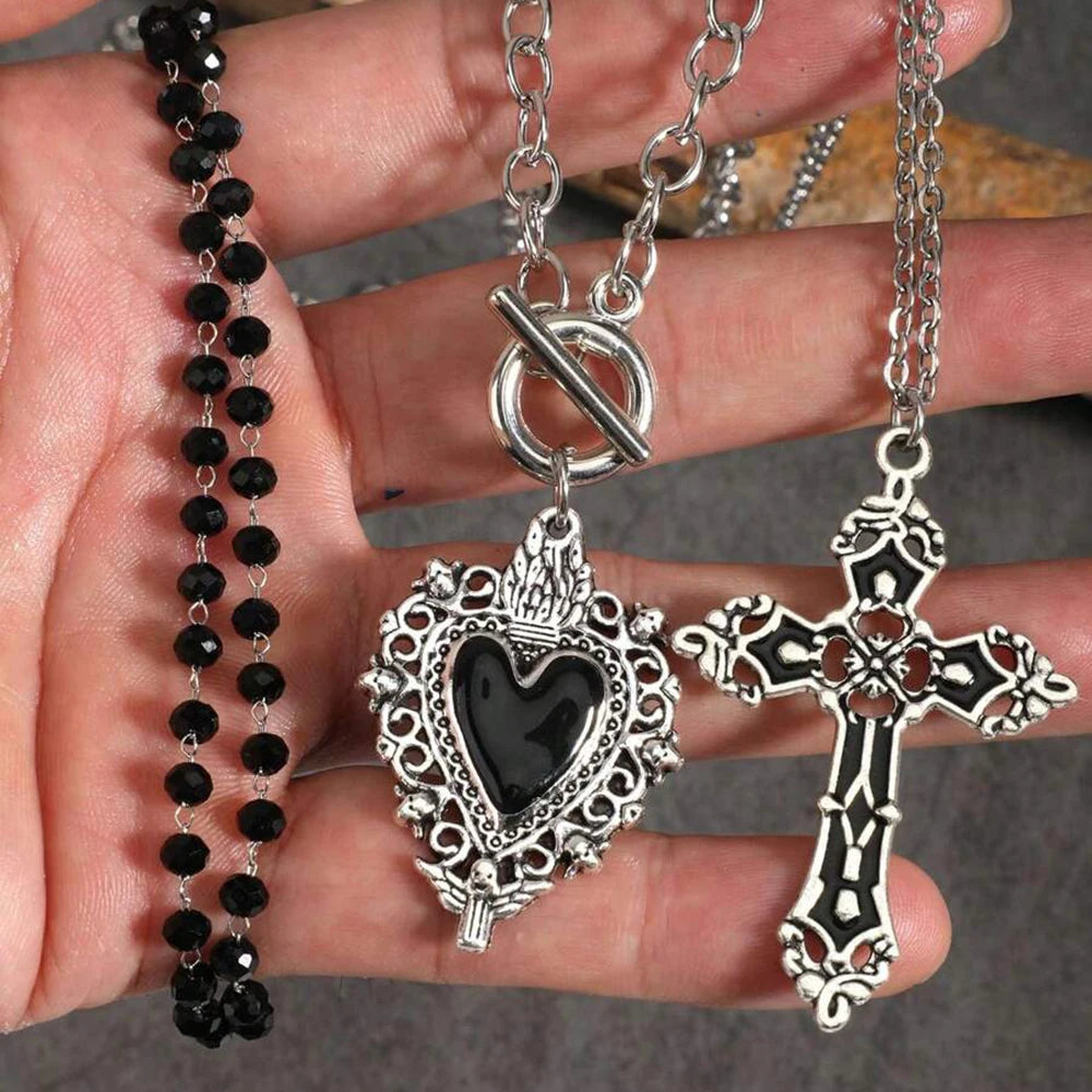 3 Pieces of Retro Gothic Bead Black Y2K Punk Rock Heart Necklace