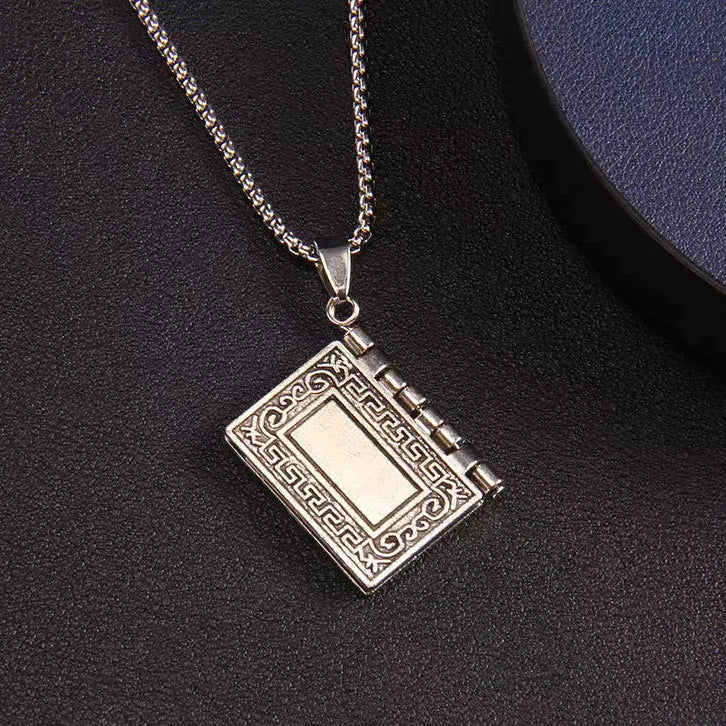 Gothic Style Religious Bible Necklace Alloy Steel Vintage Flipped Bible