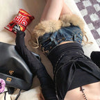 Y2K Winter New Women's Retro Design Fluffy Splicing Jeans Shorts