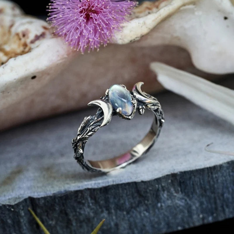 Retro Ethnic Style Moonstone Ring